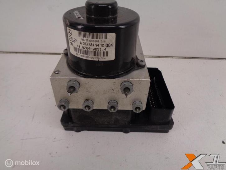 C-KLASSE W203 ABS/ESP POMP 2095450232 0034319412, Auto-onderdelen, Remmen en Aandrijving, Mercedes-Benz, Gebruikt, Ophalen of Verzenden