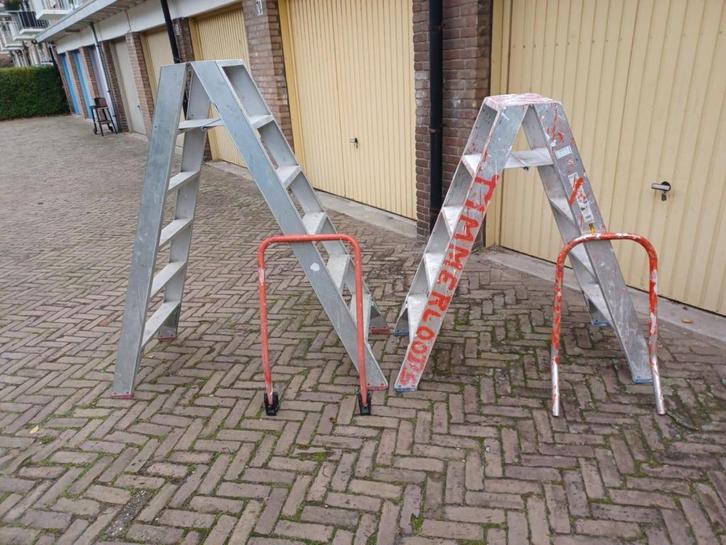 2 bouwerijtrap  1 x kelfort  1 x solide klus trap, Doe-het-zelf en Verbouw, Ladders en Trappen, Gebruikt, Trap, Minder dan 2 meter