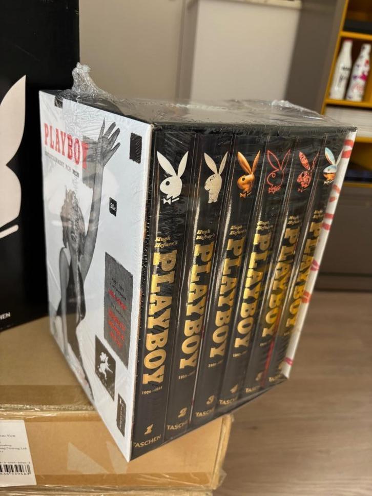 Taschen Hugh Hefner's Playboy met originele doos, Boeken, Kunst en Cultuur | Fotografie en Design, Zo goed als nieuw, Overige onderwerpen