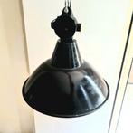 Vintage Emaille Fabriekslamp Zwart, Huis en Inrichting, Lampen | Hanglampen, Ophalen of Verzenden, Gebruikt, Metaal, Industrieel, Vintage