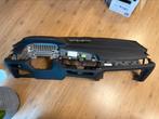 BMW X5 G05 dashboard. Dient herbekleed te worden, Ophalen, Gebruikt