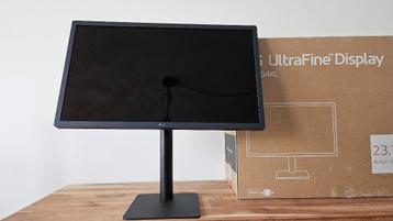 LG UltraFine 24MD4KL 4K 24 inch for Mac beschikbaar voor biedingen