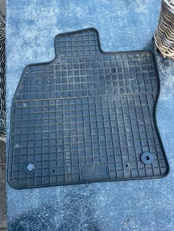 Rubberen matten set seat leon st 5F beschikbaar voor biedingen