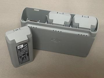 Dji mini 2 accu's + laadstation beschikbaar voor biedingen