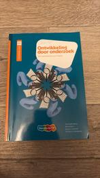 Ontwikkeling door onderzoek, Ophalen of Verzenden, Zo goed als nieuw, Overige niveaus, Nederlands