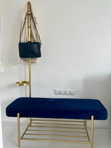 Kapstok met Bankje - Blauw Velvet & Goud beschikbaar voor biedingen