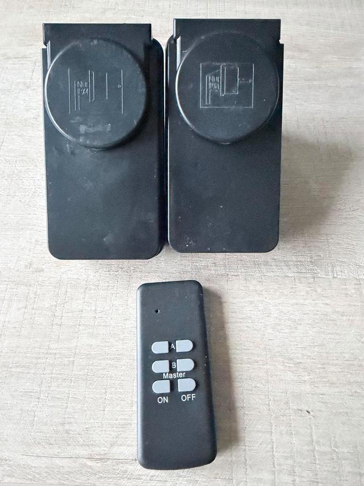 KlikAanKlikUit Buitenset met Afstandsbediening, Audio, Tv en Foto, Afstandsbedieningen, Gebruikt, Origineel, Tv, Ophalen of Verzenden