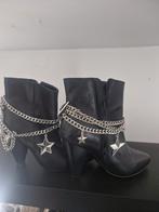 Zwarte enkellaarsjes van nikkie maat 38, Kleding | Dames, Schoenen, Zwart, Lage of Enkellaarzen, Ophalen of Verzenden, Onbekend