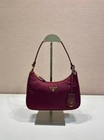 Prada 2005, Sieraden, Tassen en Uiterlijk, Tassen | Schoudertassen, Verzenden, Nieuw, Rood