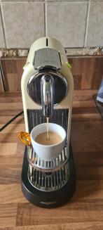 Magimix Nespresso Coffee Machine - White, Ophalen, Zo goed als nieuw, Espresso apparaat