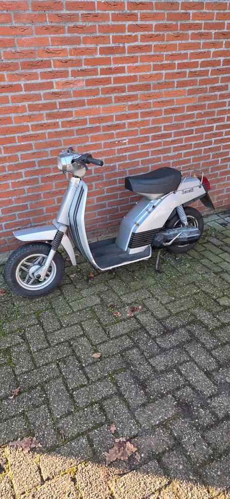 Benelli s50 bella oldtimer scooter, Fietsen en Brommers, Scooters | Vespa, Gebruikt, Overige modellen, Benzine, Ophalen
