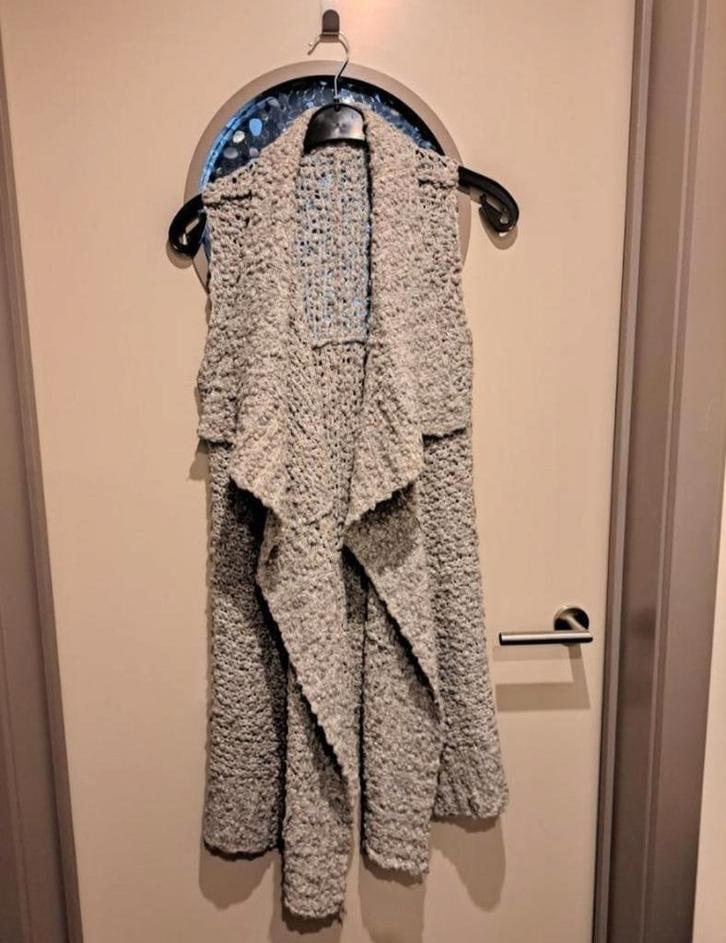 Summum Woman,  mouwloze vest in wol, mt M/L, Kleding | Dames, Truien en Vesten, Zo goed als nieuw, Maat 38/40 (M), Beige, Ophalen of Verzenden