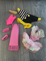 Vintage jurk barbiekleertjes strijkplank strijkijzer kleding, Ophalen of Verzenden, Gebruikt, Accessoires