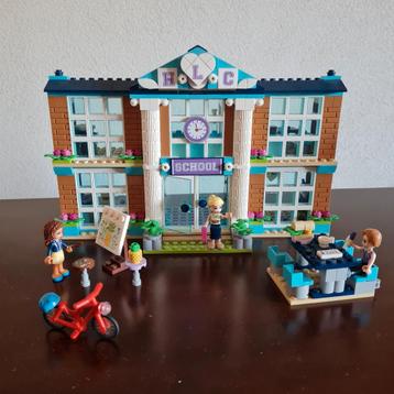Heartlake City school 41682 Lego Friends beschikbaar voor biedingen