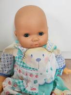 babypop Famosa retro 38 cm baby pop met slaapogen softbody, Ophalen of Verzenden, Gebruikt, Babypop