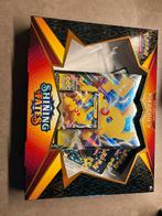 Pokémon Shining Fates Pikachu V Collection Box, Hobby en Vrije tijd, Verzamelkaartspellen | Pokémon, Ophalen of Verzenden, Nieuw