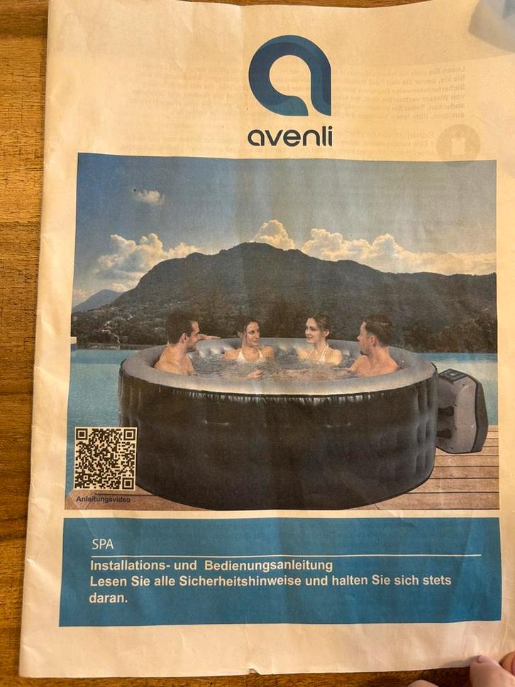 Luxe 4 persoons jacuzzi (avenli), Tuin en Terras, Bubbelbaden en Hottubs, Gebruikt, Opblaasbaar, Afdekzeil, Grondzeil, Filter