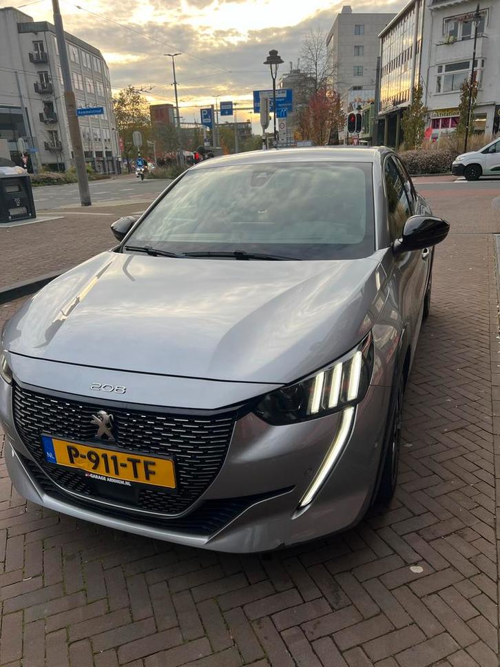 Peugeot 208 1.2 PureTech 100pk Automaat | 2021 | BTW-auto, Auto's, Peugeot, Bedrijf, Benzine, A, Hatchback, Handgeschakeld, Geïmporteerd