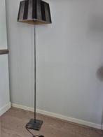 Staande lamp met gestreepte kap, Ophalen, Gebruikt, 100 tot 150 cm, Metaal