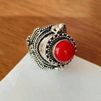 Mooie 925 poison ring met rood koraal maat 17.5, Sieraden, Tassen en Uiterlijk, Ringen, Verzenden, Nieuw, 17 tot 18, Met edelsteen