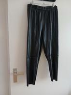 Prachtige nieuwe leather look broek van PENN & INK. Maat 42., Kleding | Dames, Broeken en Pantalons, Penn & Ink, Verzenden, Zwart
