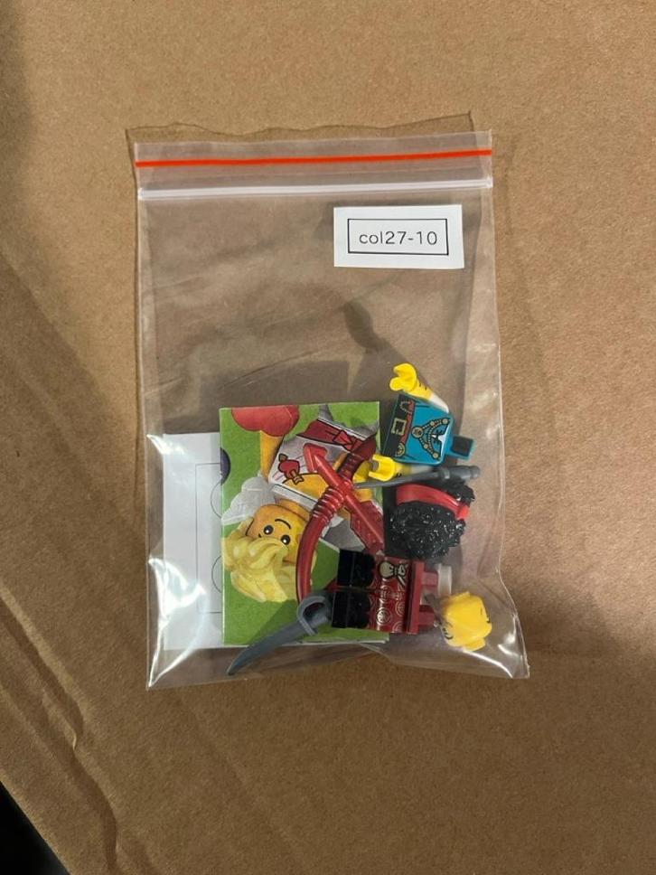 Lego - CMF series 27 - Pirate Quartermaster (71048 col27-10), Kinderen en Baby's, Speelgoed | Duplo en Lego, Zo goed als nieuw