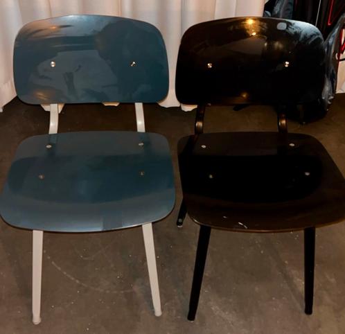 HAY Revolt Stoel – Designklassieker Friso Kramer voor Ahrend, Huis en Inrichting, Stoelen, Zo goed als nieuw, Kunststof, Zwart