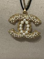 Nieuwe statement ketting met groot CC hanger, Verzenden, Nieuw, Goud, Overige materialen