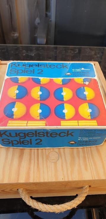 Vintage Assembly Toy 2 bal constructie speelgoed beschikbaar voor biedingen