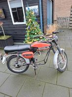 Zundapp famel frame met nieuwe buddyseat goed gaaf frame., Ophalen
