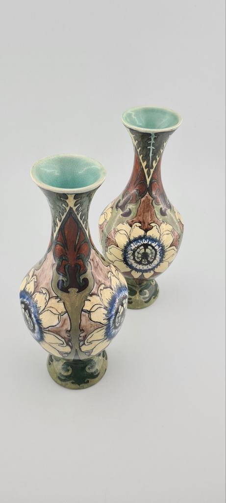 Wed. Brantjes art nouveau vazen., Antiek en Kunst, Antiek | Keramiek en Aardewerk, Ophalen of Verzenden