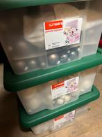 3 boxen vol met kerstballen - antraciet wit zwart en zilver, Ophalen of Verzenden, Zo goed als nieuw