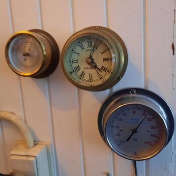 Scheepsklok en barometers te koop beschikbaar voor biedingen
