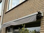 Zonnescherm 400 x 300 knikarm (grijs) nieuw!, Ophalen, Zo goed als nieuw, Knikarmscherm
