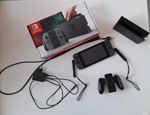 Nintendo Switch + 128GB, Spelcomputers en Games, Spelcomputers | Nintendo Switch, Zo goed als nieuw, Switch Original, Met 2 controllers