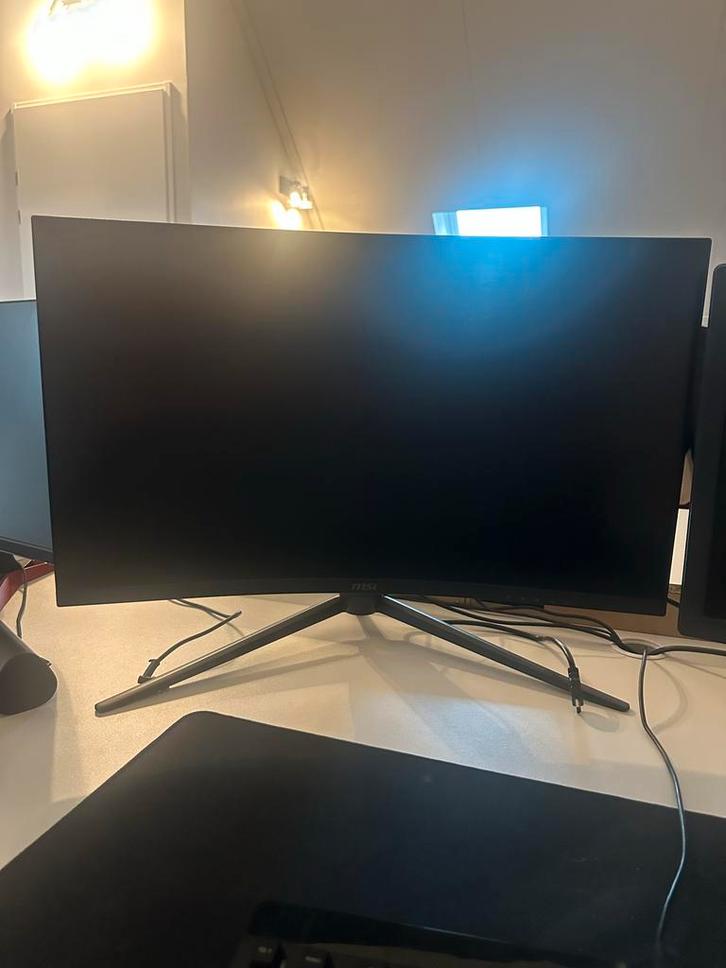 MSI 27 Inch Curved Gaming Monitor, Computers en Software, Monitoren, Gebruikt, 101 t/m 150 Hz, HDMI, Gaming, Curved, VA, Full HD