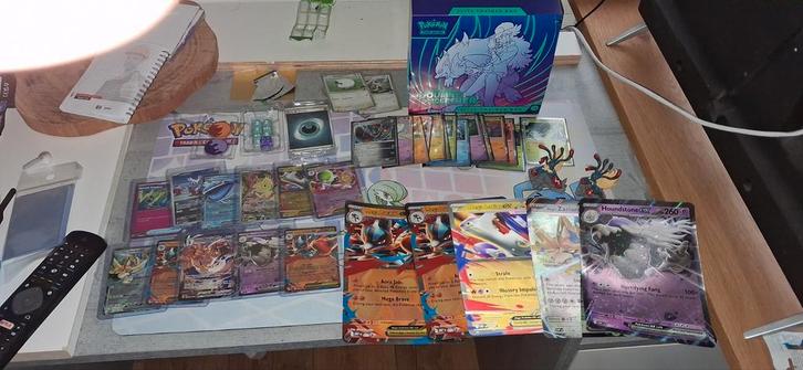 Volledige pokemon verzameling, Hobby en Vrije tijd, Verzamelkaartspellen | Pokémon, Ophalen of Verzenden