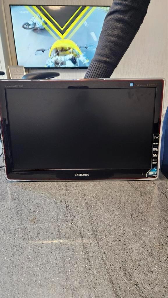Samsung SyncMaster P2270HD 22 inch Monitor, Computers en Software, Monitoren, Gebruikt, 60 Hz of minder, HDMI, Hoofdtelefoonaansluiting