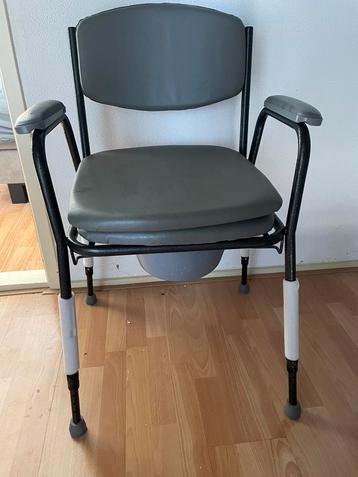 Po stoel beschikbaar voor biedingen