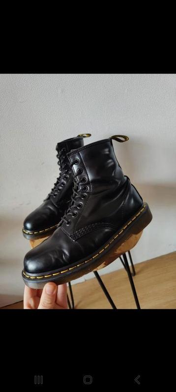 Supermooie zwarte Dr.Martens veterboots mt 38 of UK 5