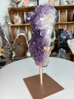 Amethist op standaars, Verzamelen, Mineralen en Fossielen, Ophalen of Verzenden, Mineraal