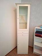Tijdloze (smalle) witte vitrinekast van Livik, Ophalen, Gebruikt, Glas, Minder dan 150 cm