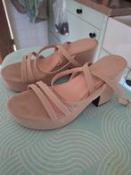 Beige Zomer Schoenen met Plateau - Maat 41, Ophalen of Verzenden, Zo goed als nieuw, Beige, Sandalen of Muiltjes