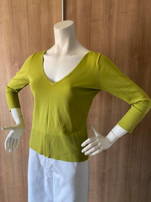 Top groen van Zara, Kleding | Dames, Tops, Zo goed als nieuw, Maat 38/40 (M), Groen, Ophalen of Verzenden