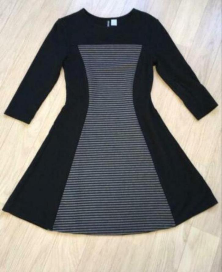 ZGAN Heel mooi zwart grijs jurkje , maatje 36, Kleding | Dames, Jurken, Zo goed als nieuw, Maat 36 (S), Zwart, Boven de knie, Ophalen of Verzenden