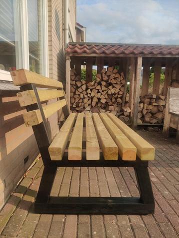 Robuuste tuinbank van hout - maatwerk mogelijk  beschikbaar voor biedingen