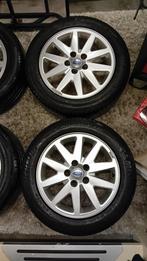 Ford Connect met banden. Nieuwstaat, Ophalen