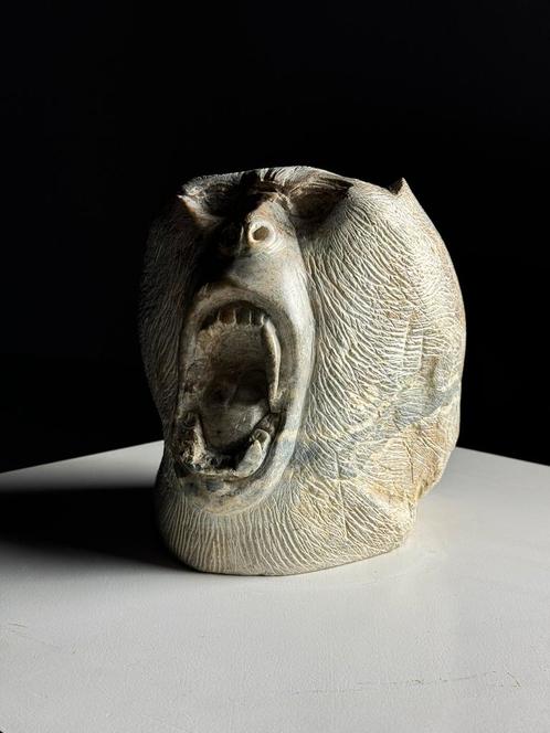 Hand Carved stenen beeld van aap, Verzamelen, Beelden en Beeldjes, Zo goed als nieuw, Mens, Ophalen