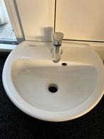 Nieuw Geberit fontein met Grohe kraan, Huis en Inrichting, Badkamer | Badkamermeubels, Ophalen, Minder dan 50 cm, Zo goed als nieuw