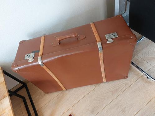 HERWALT Oude  XXL koffer hutkoffer / houten sier strippen, Sieraden, Tassen en Uiterlijk, Koffers, Zo goed als nieuw, Ophalen